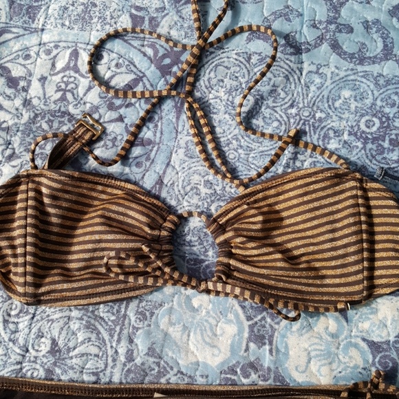 Bathing suit - Picture 3 of 4